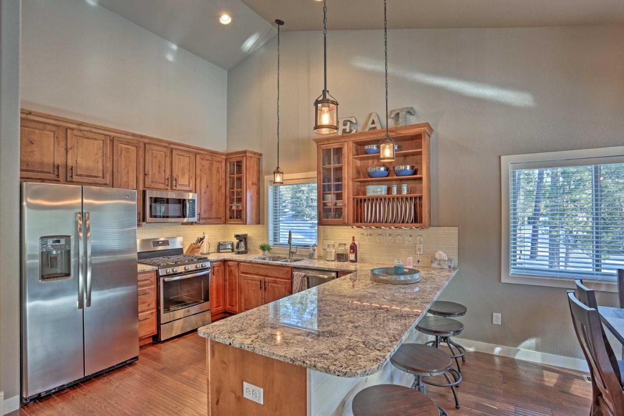 Lead Family Home With Hot Tub, 2 Mi To Deer Mountain Exterior foto